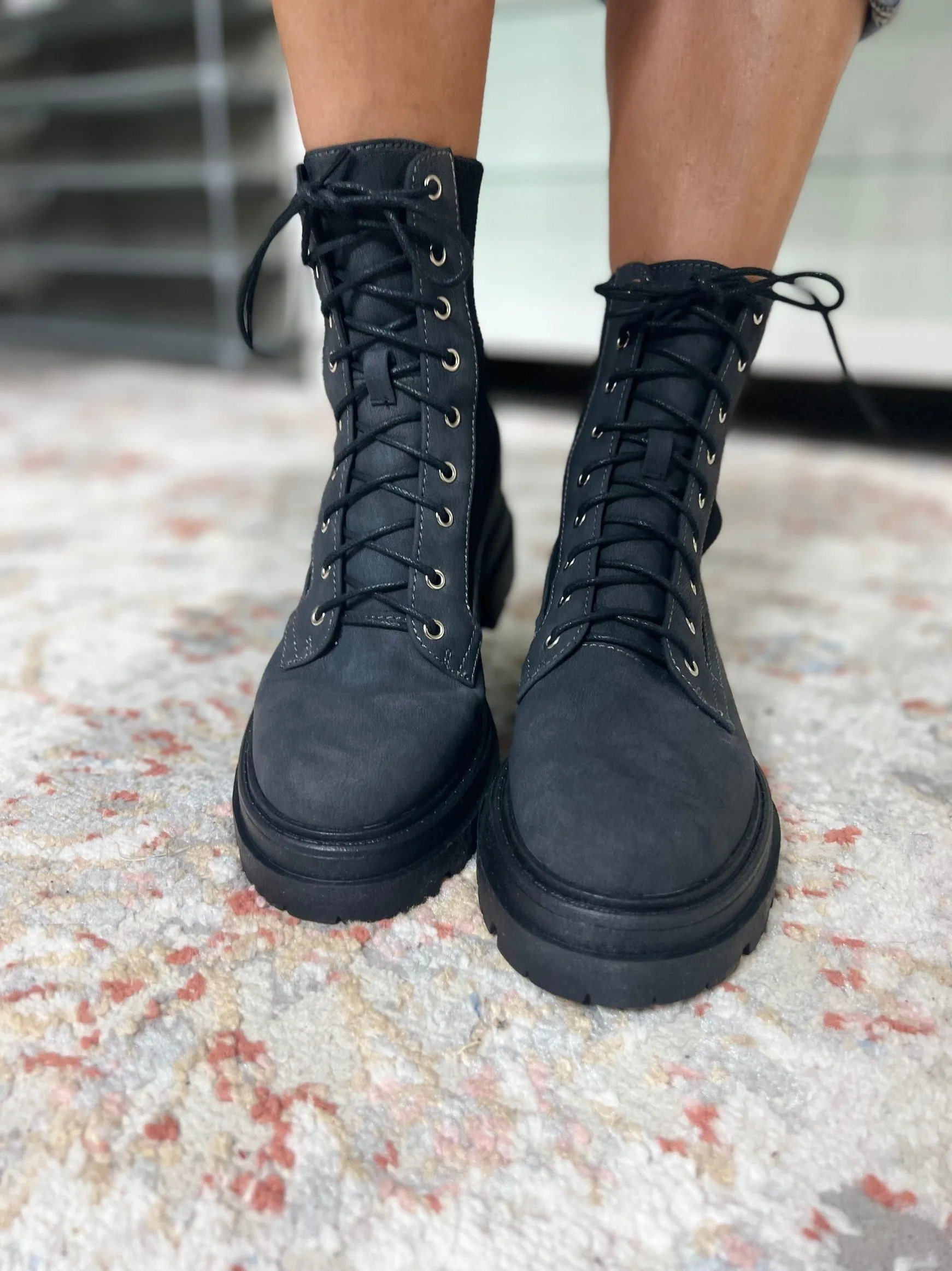 Journey Sueded Lace Up Boot, Charcoal
