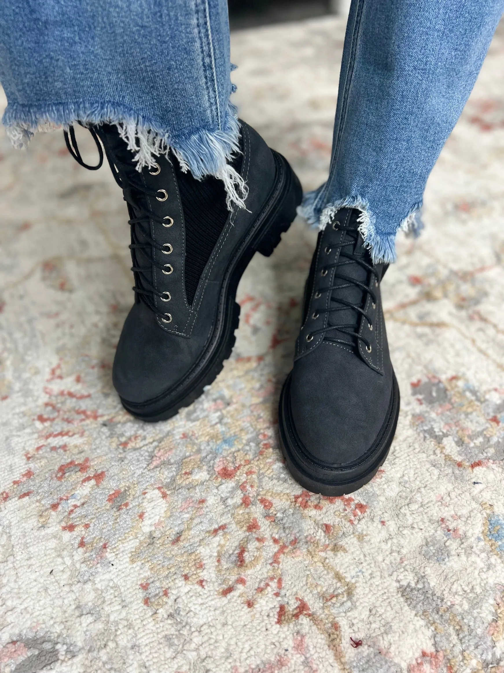 Journey Sueded Lace Up Boot, Charcoal