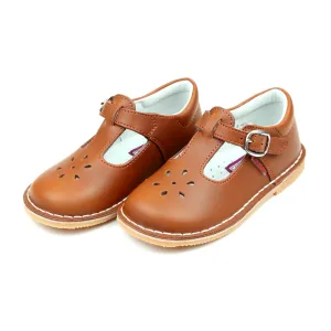 Joy Mary Jane, Cognac