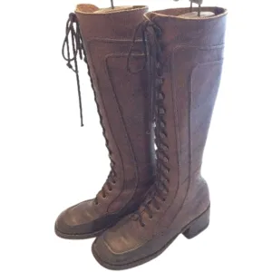 Lace-up Brown Boots