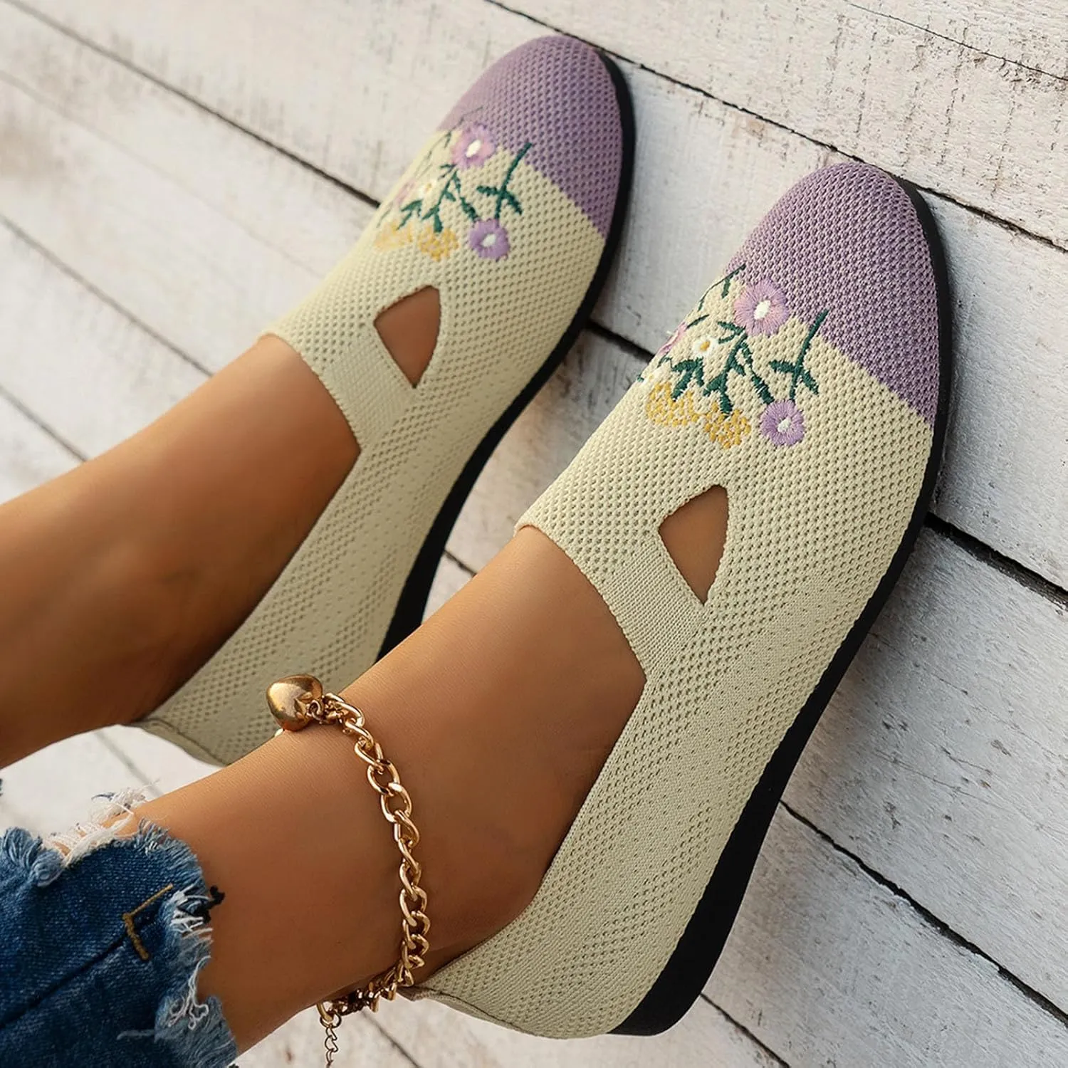 Ladies Fashion Breathable Mesh Knitted Flower Embroidery Flat Bottom Casual Shoes Cycling Casual Shoe