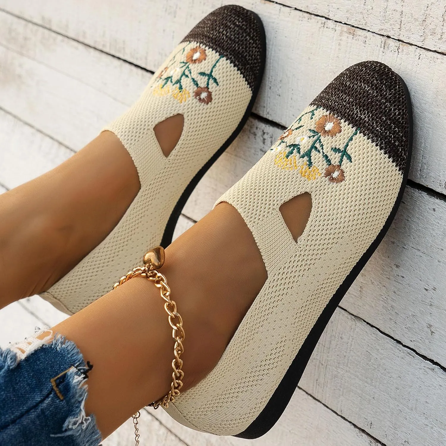 Ladies Fashion Breathable Mesh Knitted Flower Embroidery Flat Bottom Casual Shoes Cycling Casual Shoe