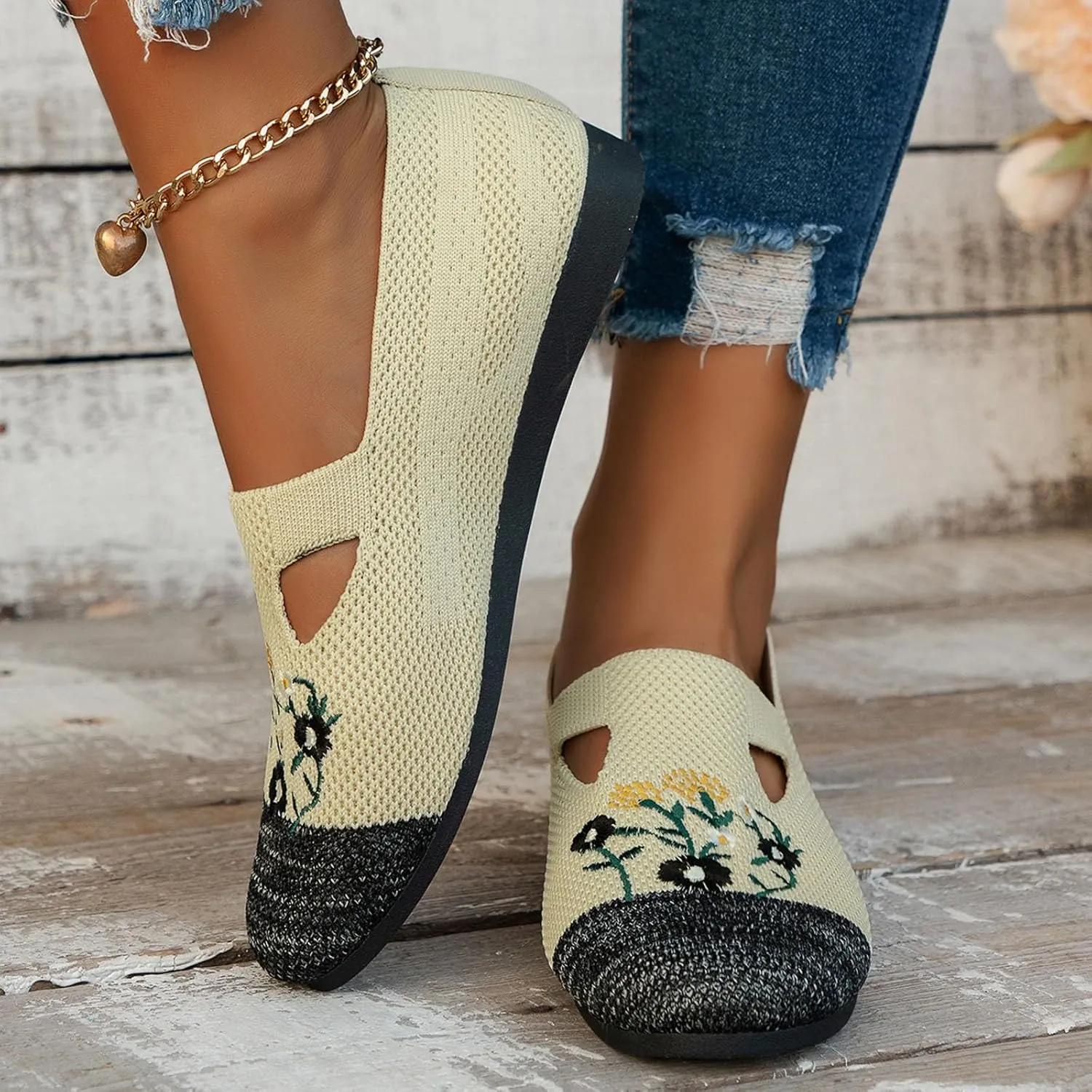 Ladies Fashion Breathable Mesh Knitted Flower Embroidery Flat Bottom Casual Shoes Cycling Casual Shoe