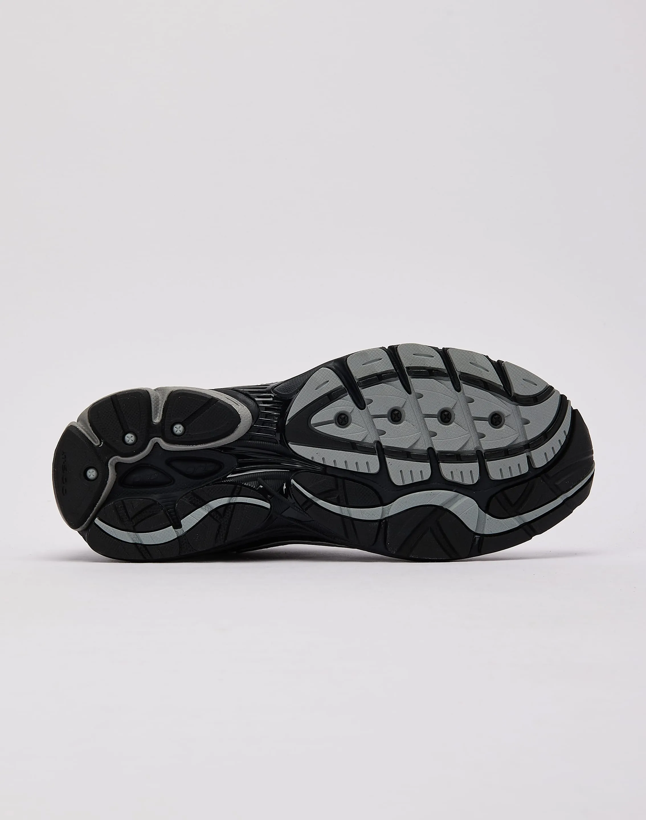 Wide - toe box Light cushion Saucony ProGrid Omni 9