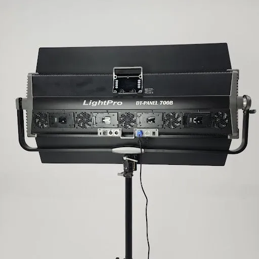 Lightpro P7000B 700w soft professional Bi-color LED flood panel with Barndoors / DMX control/ a Remote controller