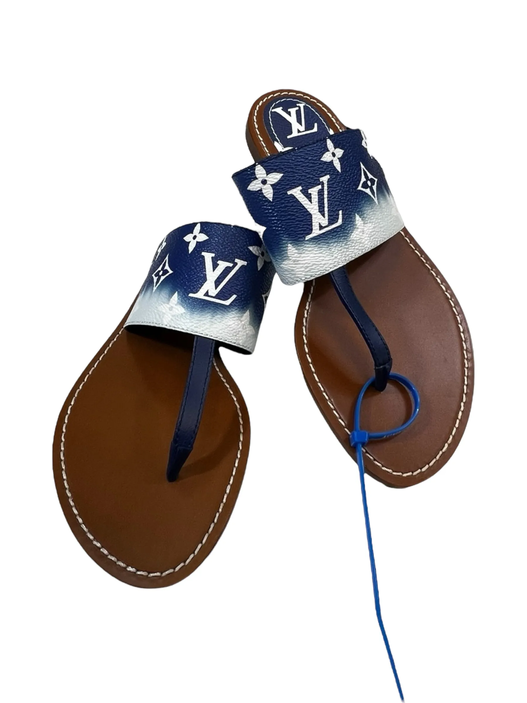 Black & White Sandals Designer Louis Vuitton, Size 6.5 Non Restrictive Fit Design Heat Free