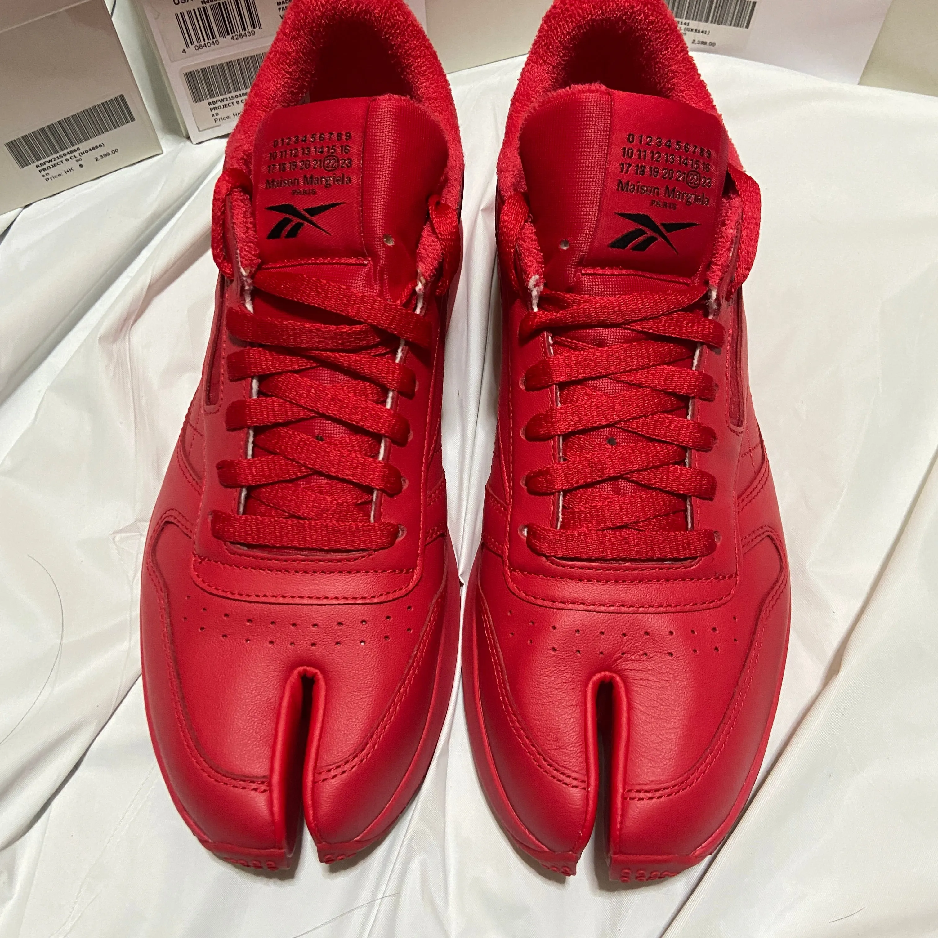 Maison margiela x Reebok tabi red classics low 43