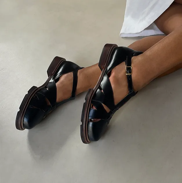 Maite Black Fisherman Sandals