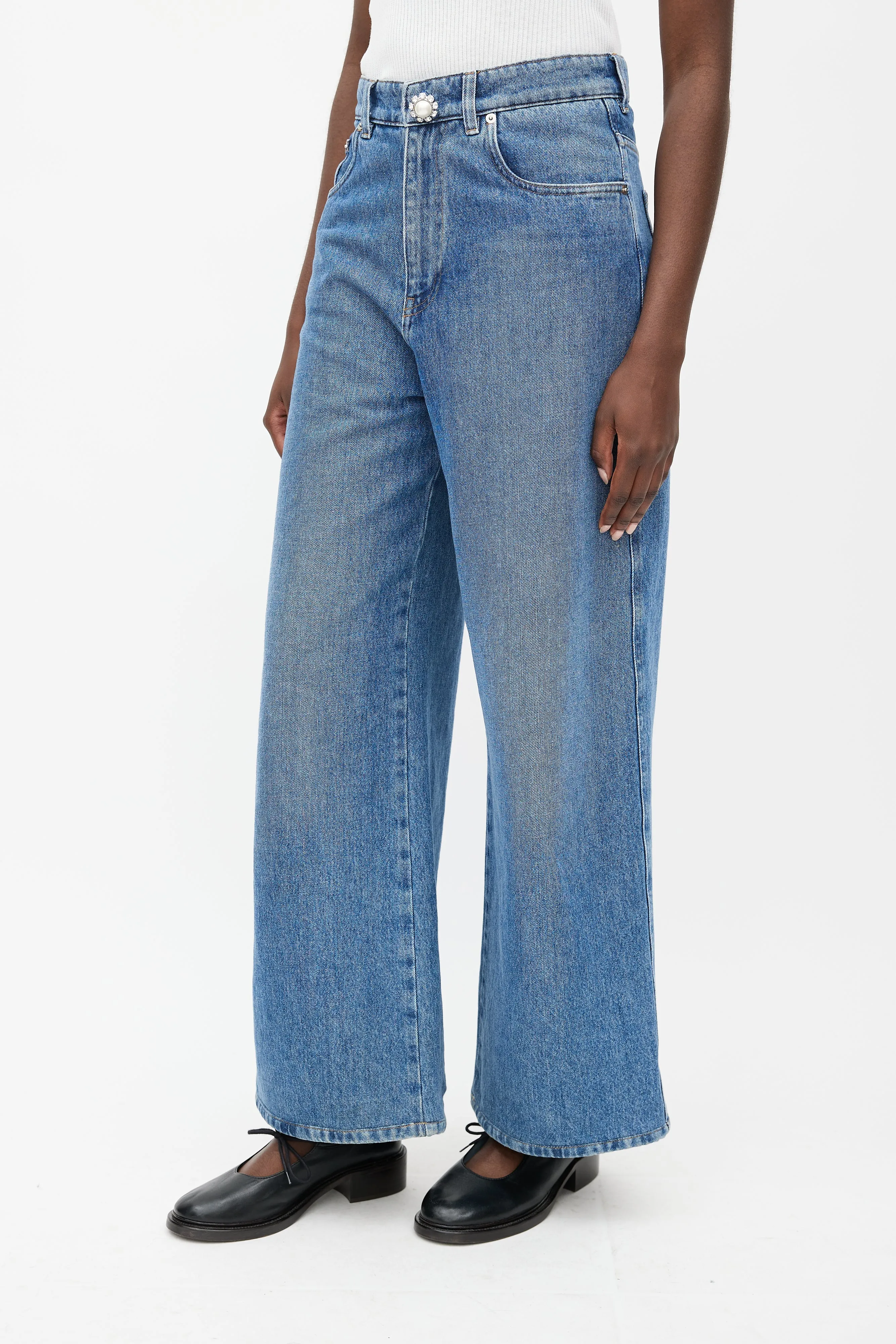Medium Wash Wide Leg Jean