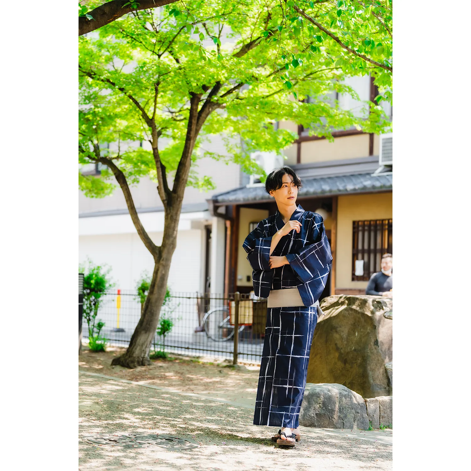 Men's Wooden Geta Sandals : Purple Saya-gata pattern