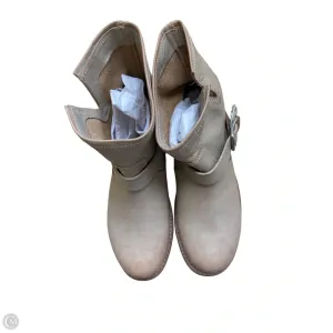 Boots Designer By Frye In Tan, Size: 8 Comfort Shank