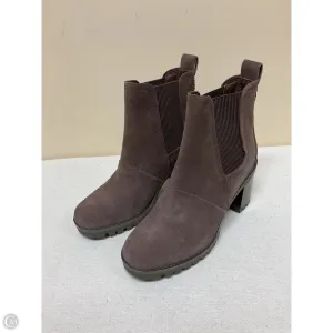 Boots Designer By Ugg In Brown, Size: 6 Heat Mode