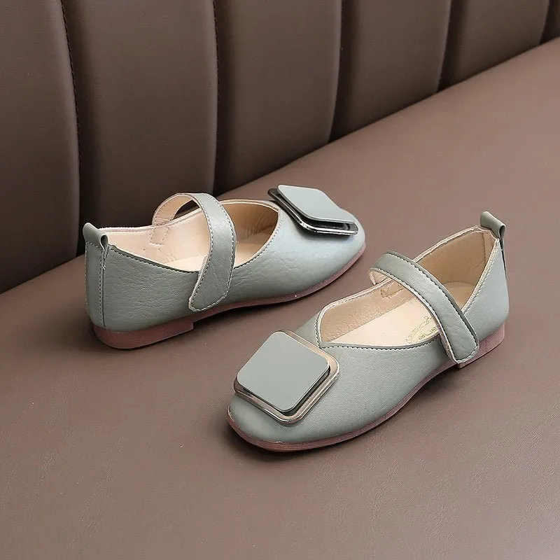 Minimalist girls Shoes in soft colors