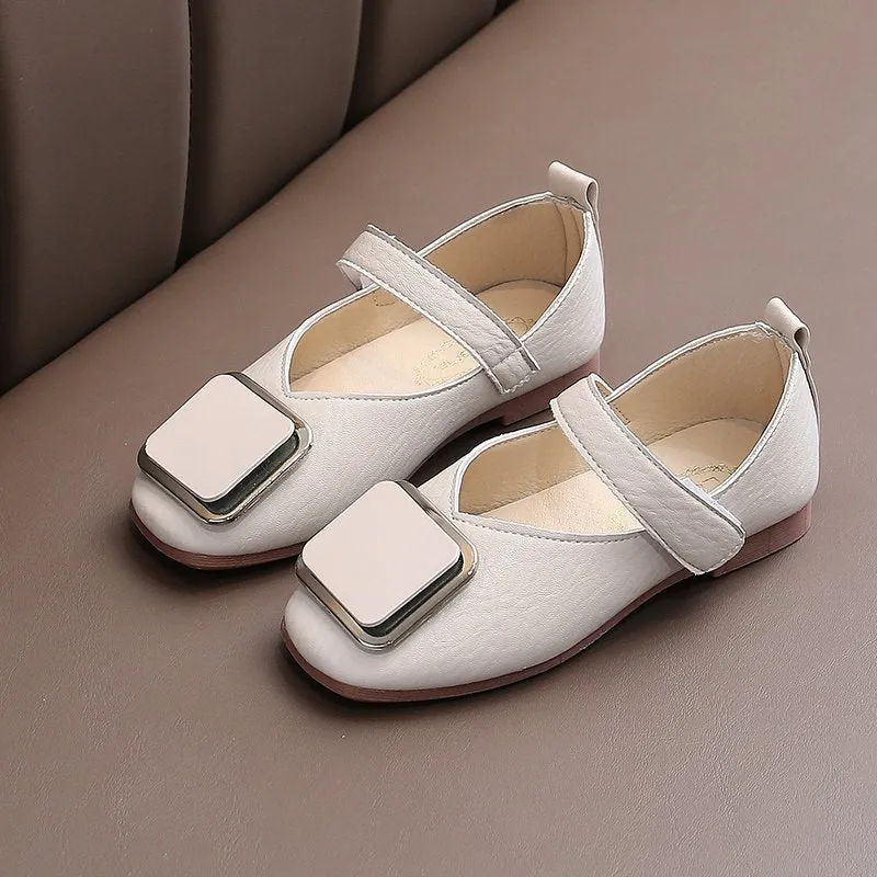 Minimalist girls Shoes in soft colors