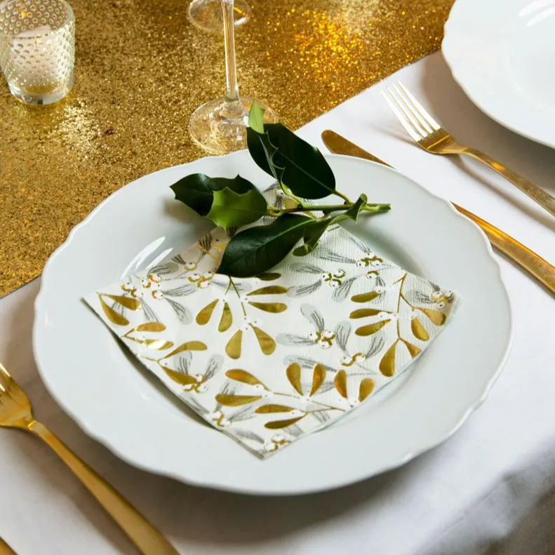 Mistletoe recyclable crackers