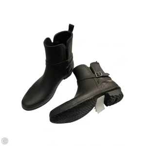 Boots Luxury Designer By Burberry In Black, Size: 9.5 Love Glow