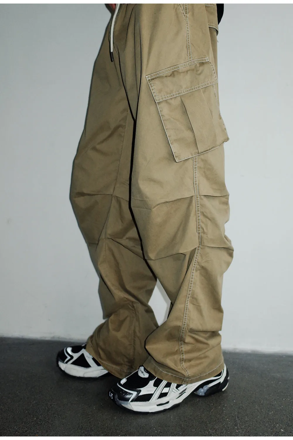 Multi-pocket paratrooper pants