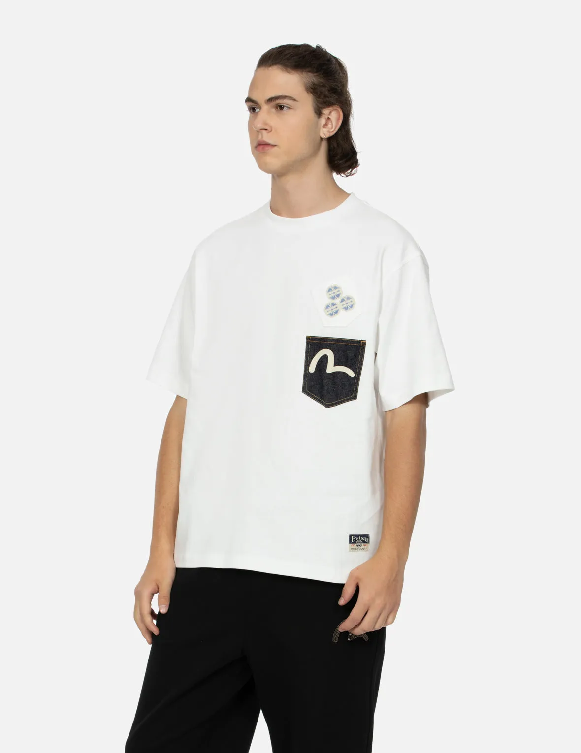 Multi-print and Multi-pocket Relax Fit T-Shirt