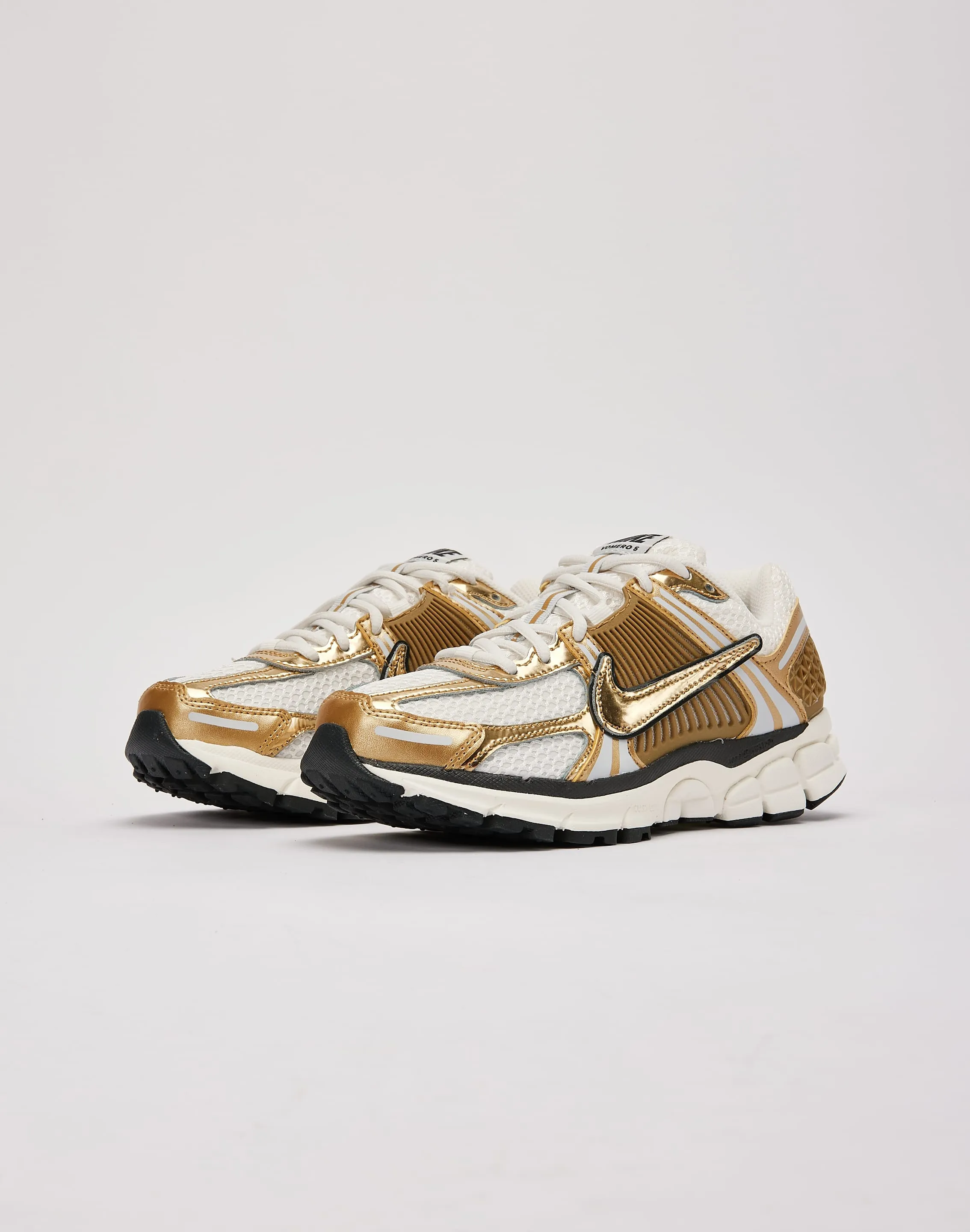 Nike Zoom Vomero 5 Classic Charm