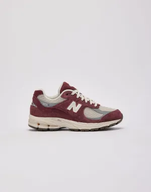Geometric Flex Grooves New Balance 2002R