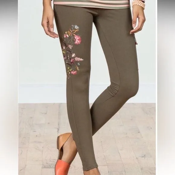 *NEW* MATILDA JANE Embroidered Floral Olive Scouts Honor Pants Size Large