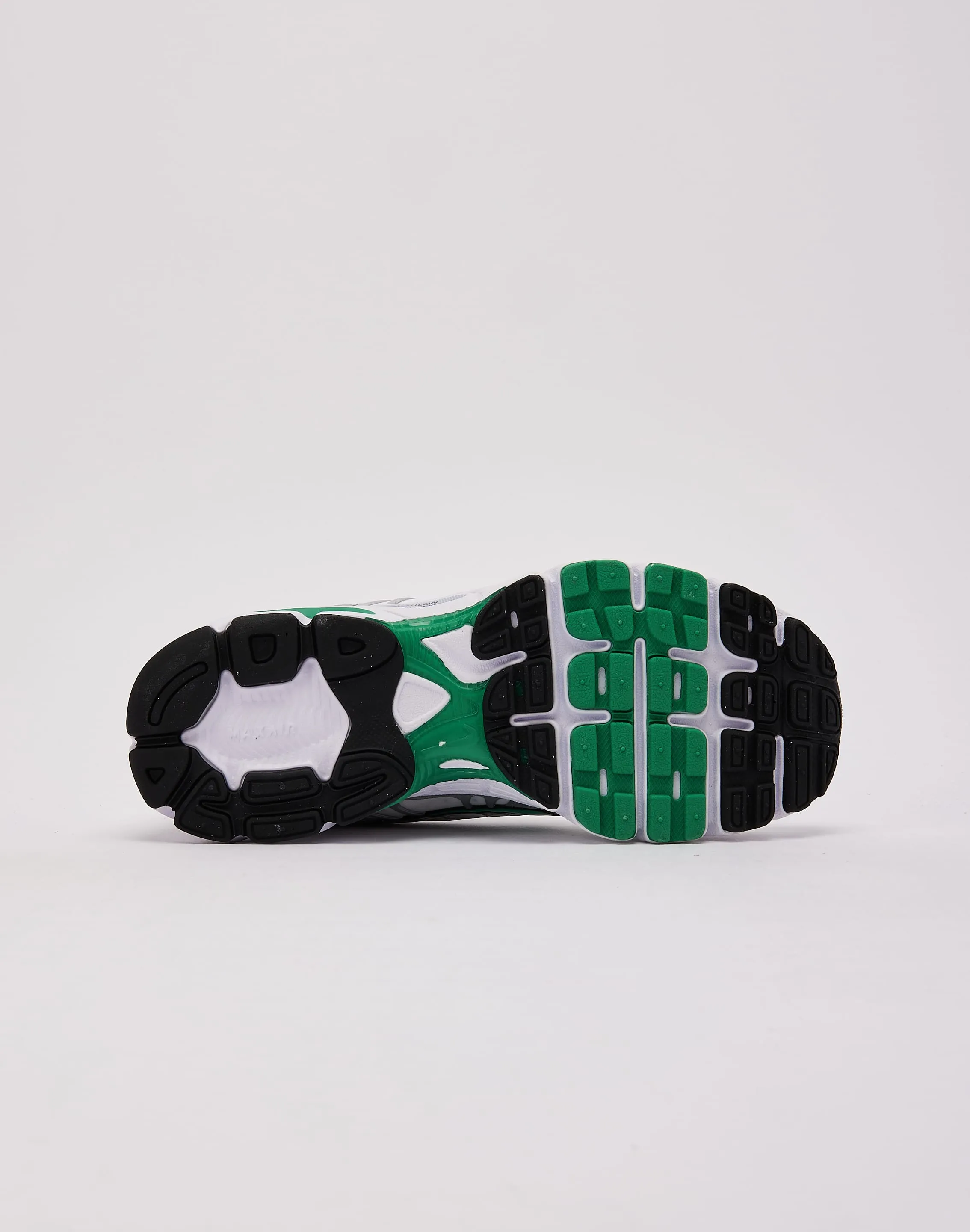 Adaptable to different foot shapes Nike Air Max Moto 2K