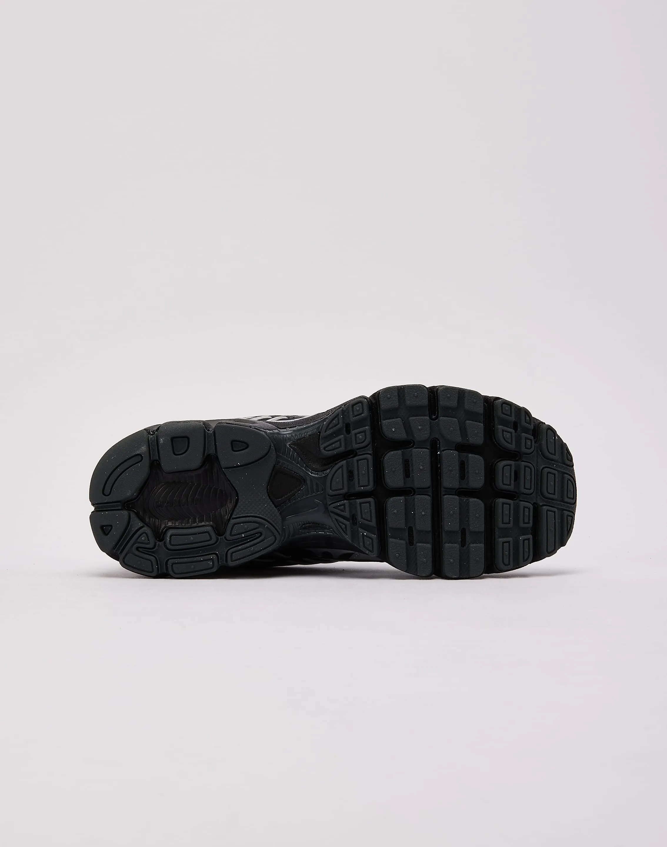 Microcellular Foam Core Nike Air Max Moto 2K