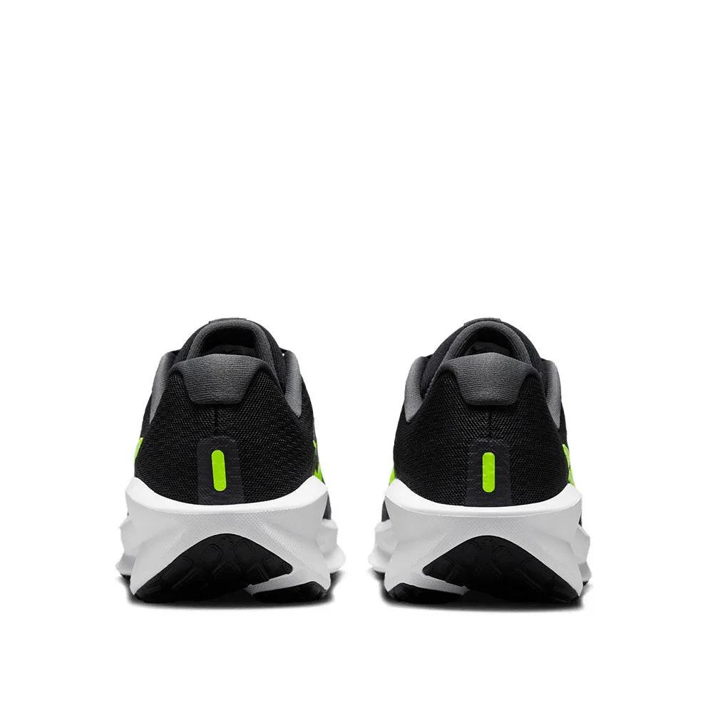 Nike Men's Downshifter 13 Running Shoes