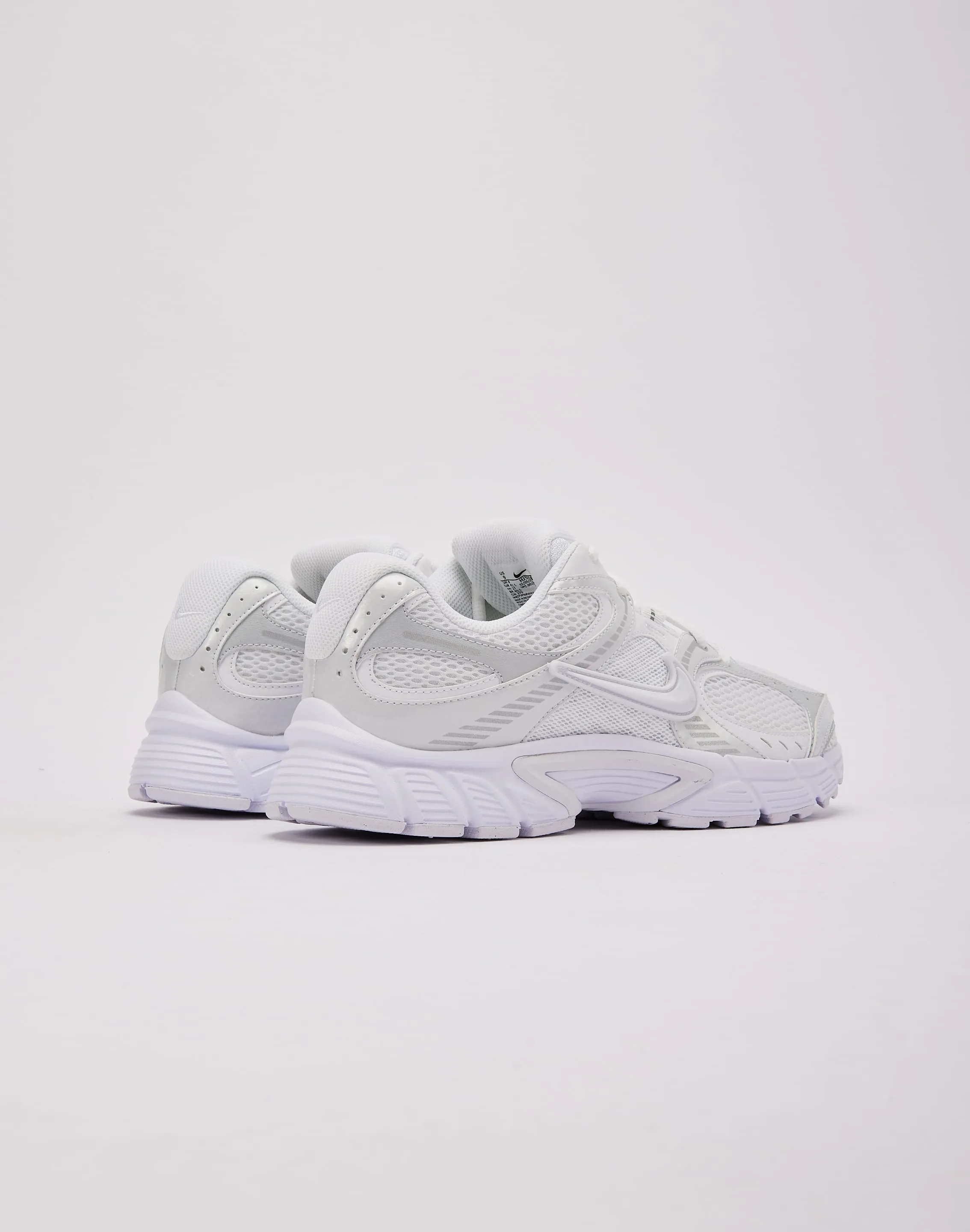 Nike V5 RNR Good Traction Outsole Idea High density foam tapered - toe shoes