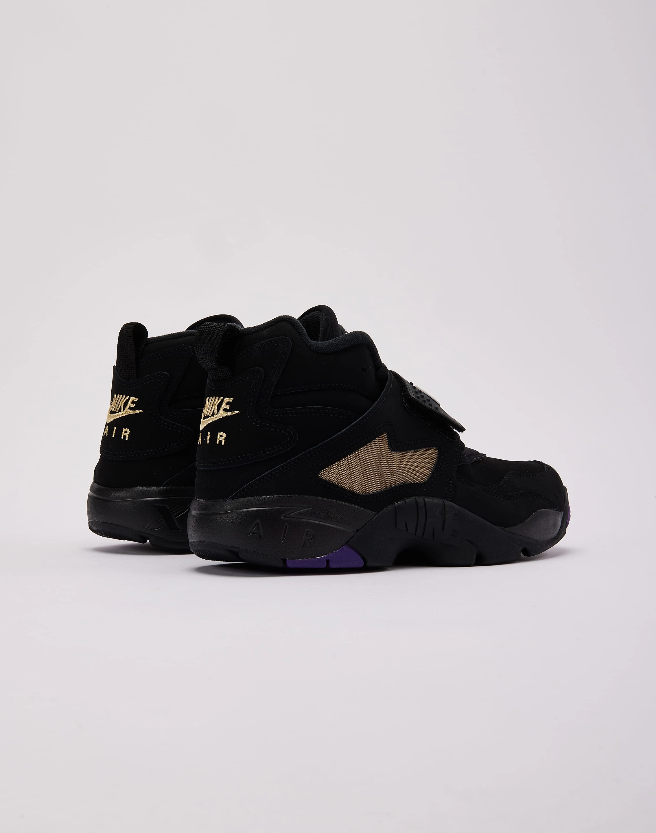 Pastel tone Nike Air Diamond Turf 'Ravens'