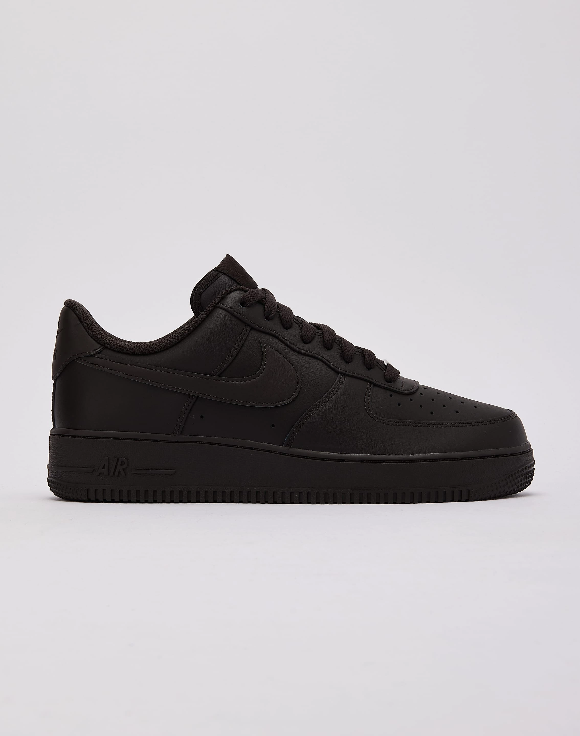 Wardrobe Base Lightweight Form Rainy Day Nike Air Force 1 Low '07