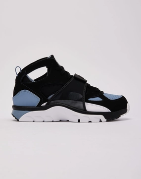 Stable Step Nike Air Trainer Huarache