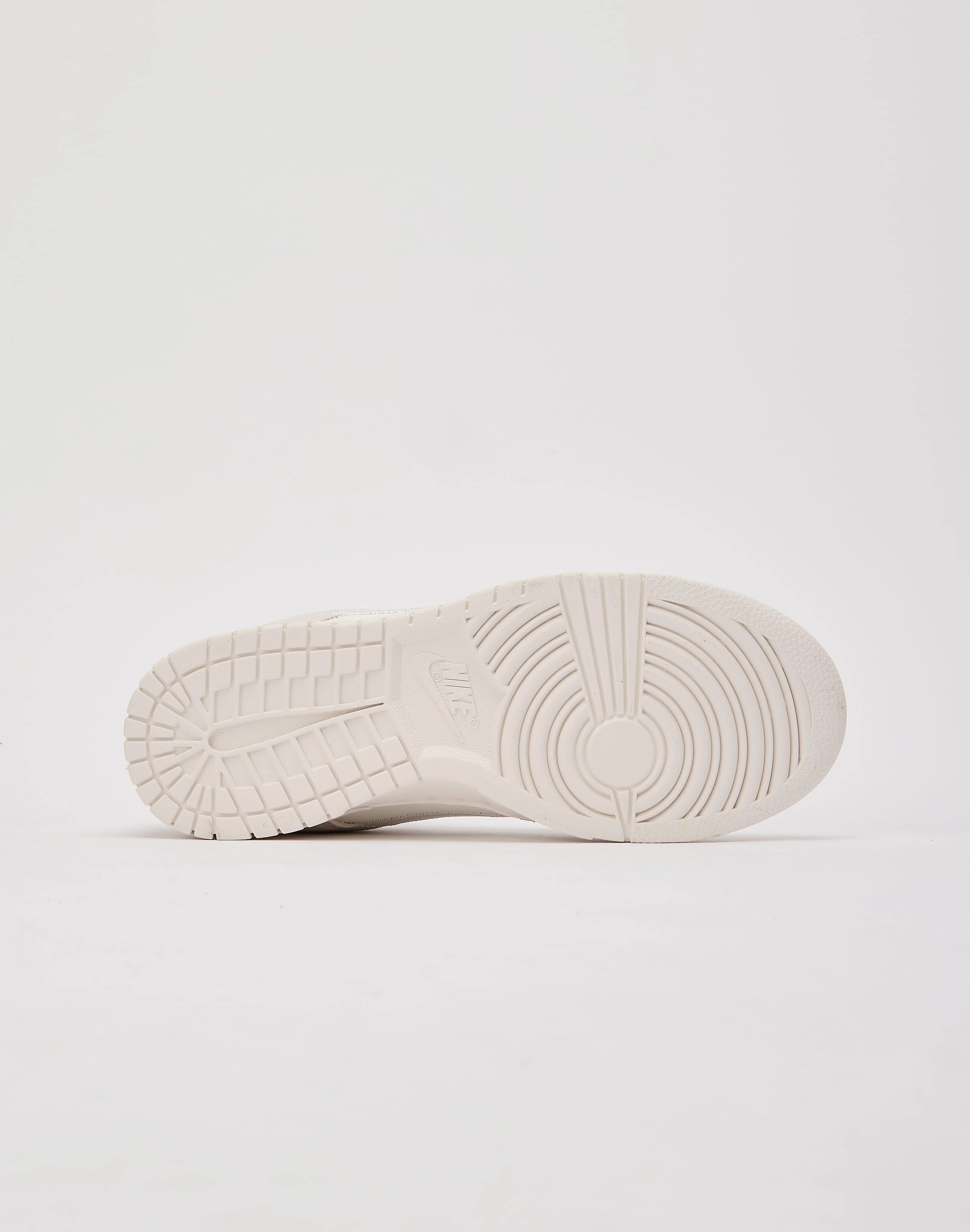 Field Fast Court Fast Nike Dunk Low