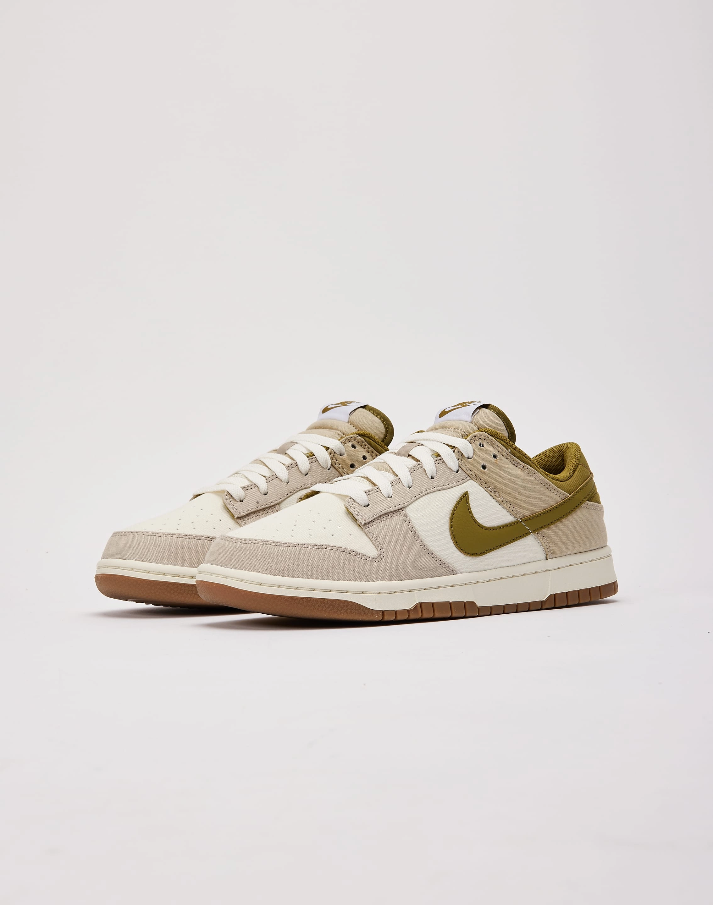 Memory Foam Cushioning Light Core Nike Dunk Low