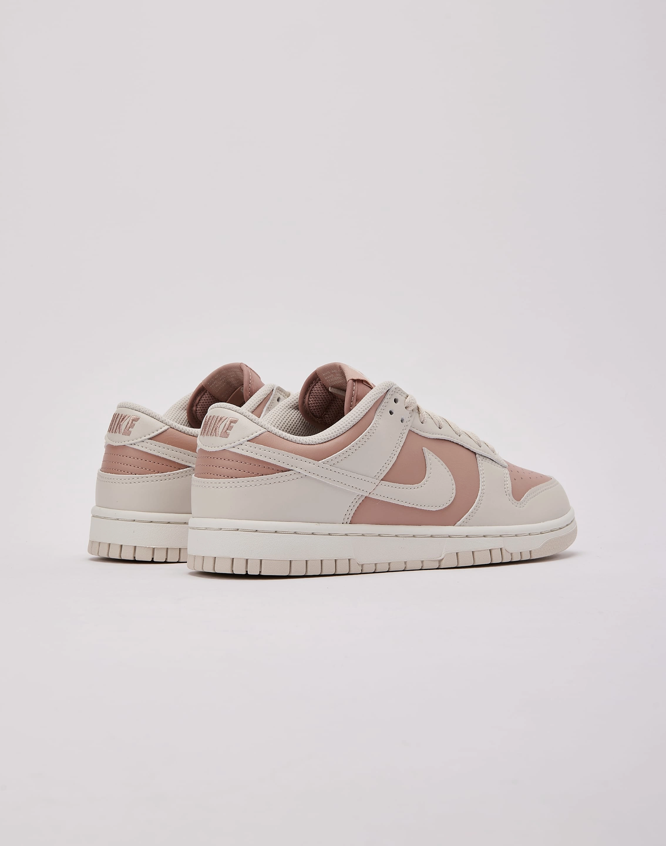 Nike Dunk Low Next Nature Low Impact Landing Design