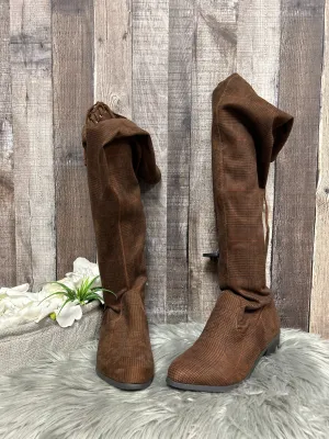 Day Hike Boots Knee Flats By Aerie In Brown, Size: 6