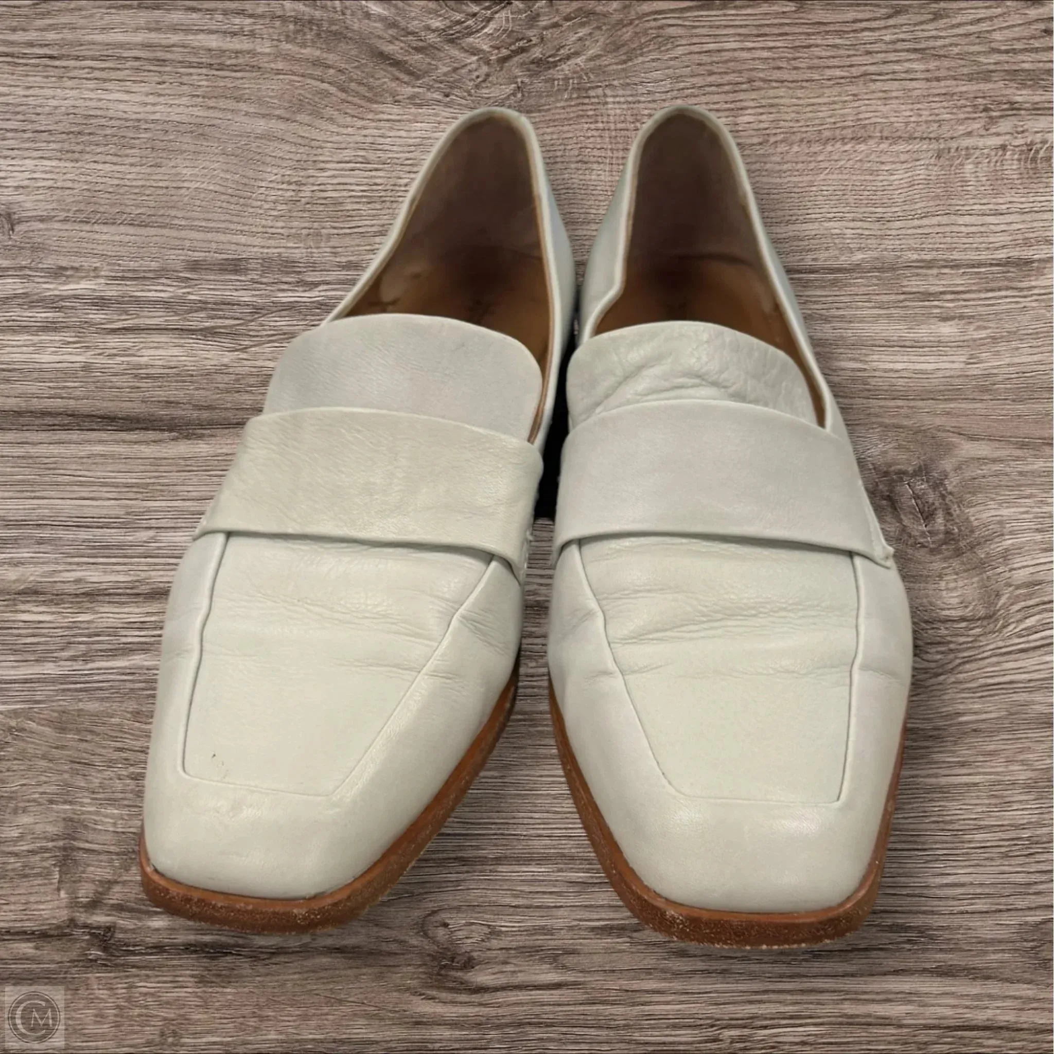 Chic Cool Quick Drying Weekend Errands Shoes Designer By Frye In Grey, Size: 8