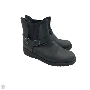 Dynamic Edge Boots Designer By Ugg In Black, Size: 8