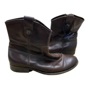 Boots Designer By Frye In Brown, Size: 7 Secure fit
