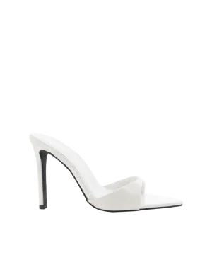 QUINBY - WHITE PATENT Sleek Sandals