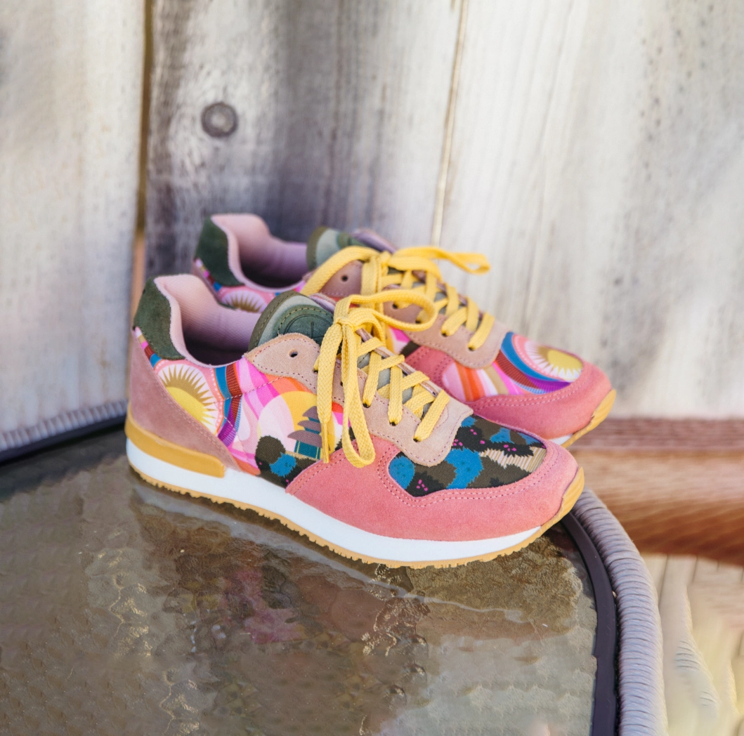 Vibrant lining Samadhi Jogger