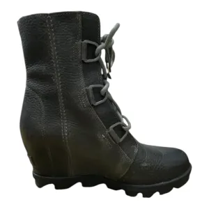 Moon Tone Peace Step Boots Designer By Sorel In Grey, Size: 8