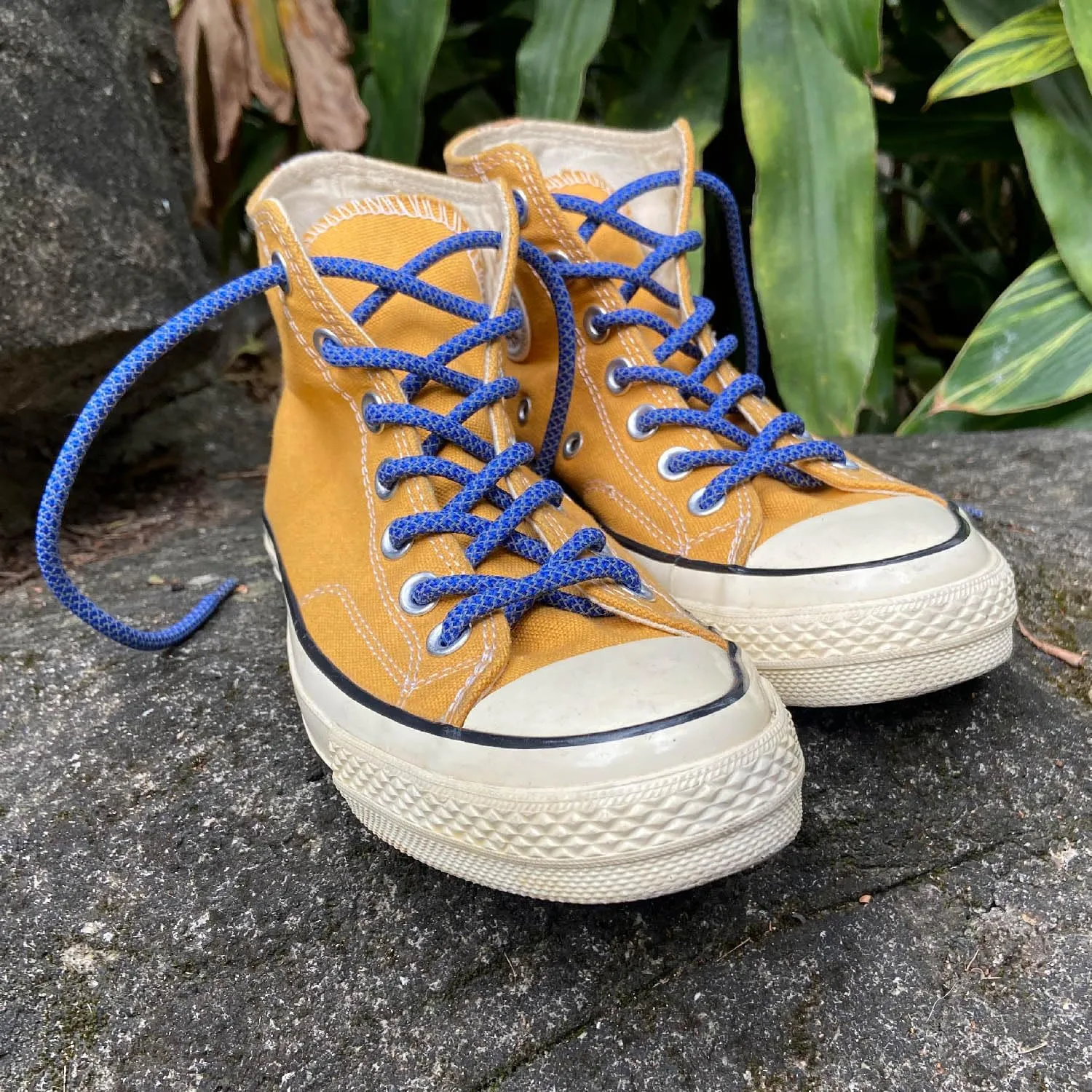 Round Shoe Laces Reflective for Sneakers 9 Different Lengths 6 Colors