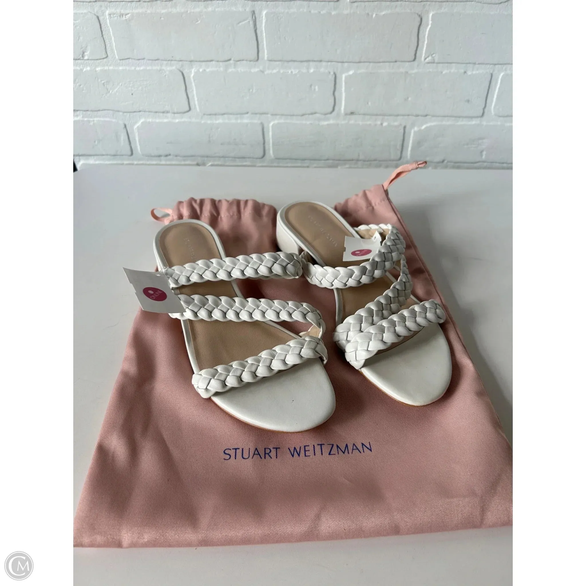London Cool Sandals Designer By Stuart Weitzman In White, Size: 8