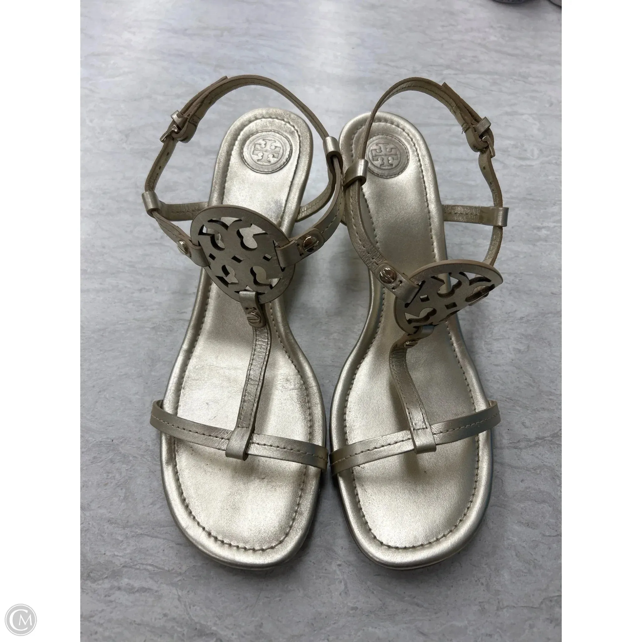 Sandals Designer By Tory Burch In Gold, Size: 9.5 Stable construction