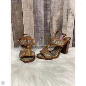 Rubber Sole Wet Grip Sandals Designer By Tory Burch In Tan, Size: 7