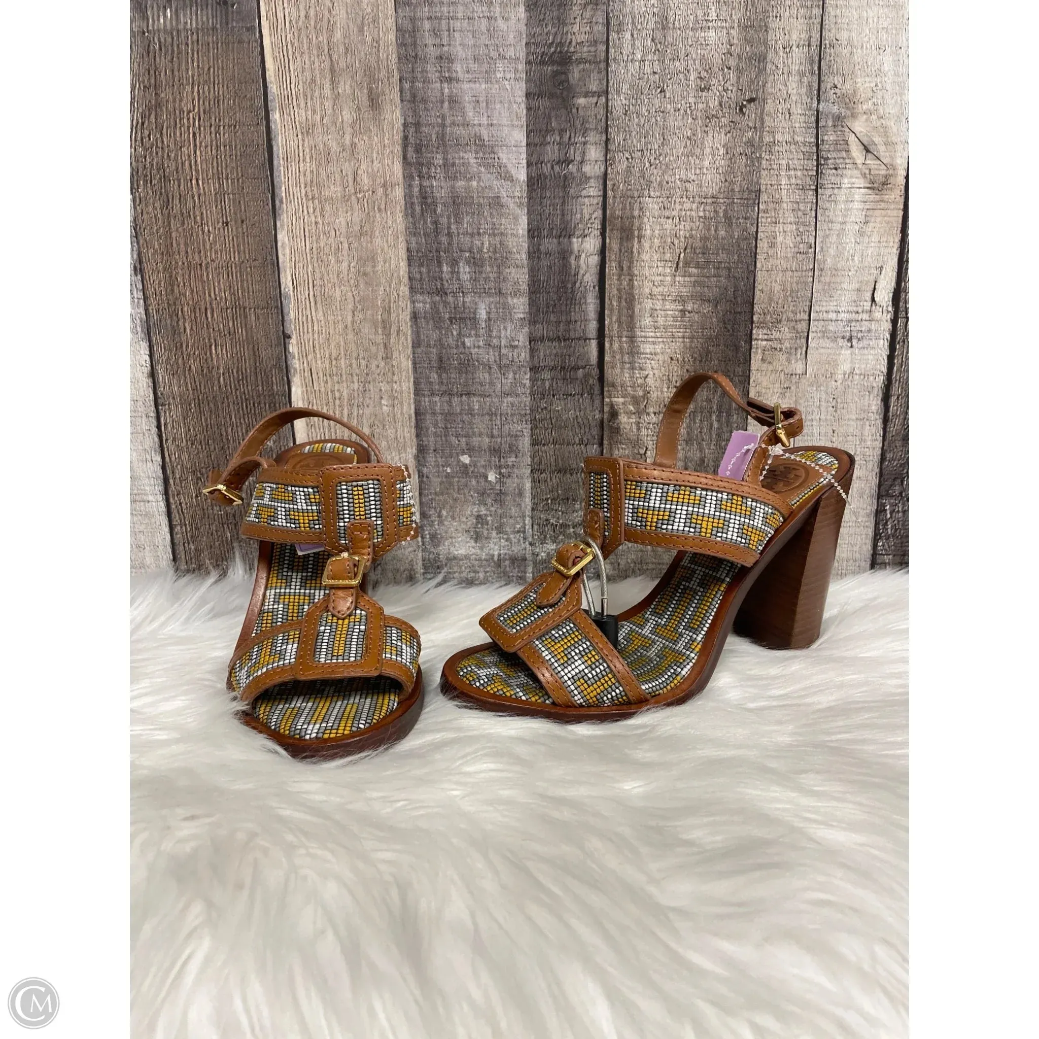 Rubber Sole Wet Grip Sandals Designer By Tory Burch In Tan, Size: 7