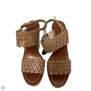 Sandals Designer By Tory Burch In Tan, Size: 9 Retro Mood Weekend Casual