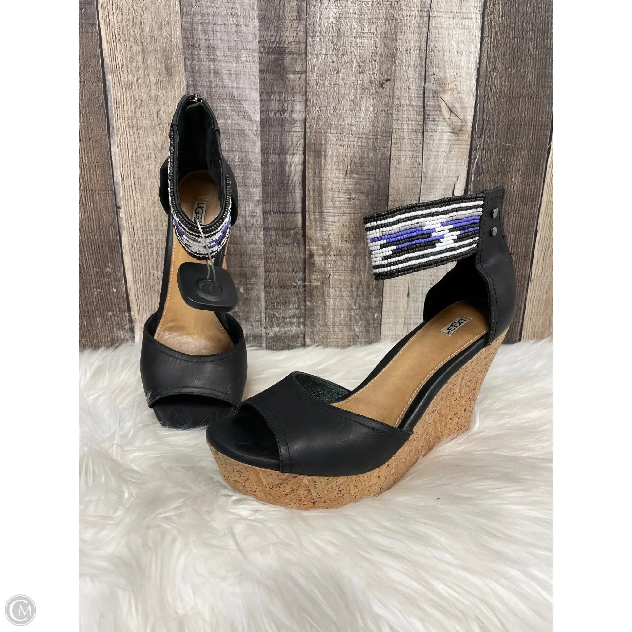 Seamless Inner Construction Sandals Designer By Ugg In Black & Purple, Size: 8