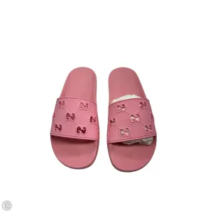 Sandals Luxury Designer By Gucci In Pink, Size: 7 Comfort support Wild Trek